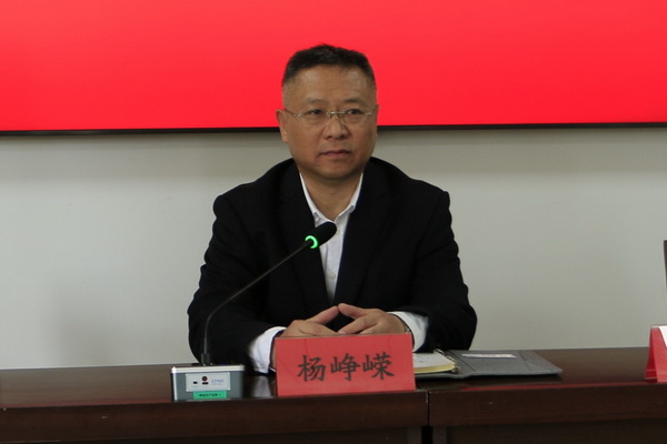 楊崢嶸代表中共棗莊市委黨校致開(kāi)班歡迎辭